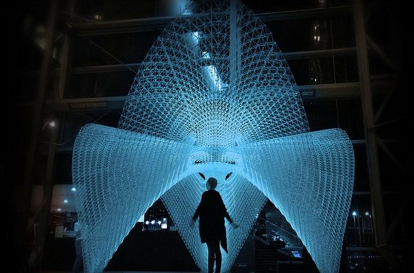 Lessons From Japan's Richest Man, Chilean Startup Culture and a 3D Printer With Artificial Intelligence