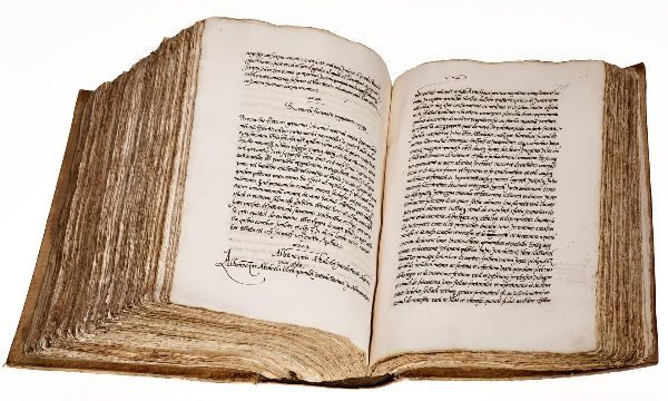 A 500 year old manuscript catalog of lost books
