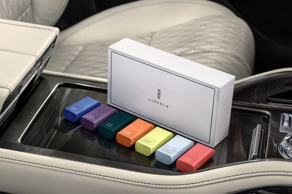 Lincoln Introduces Scent Cartridges To Enhance the Driving Experience