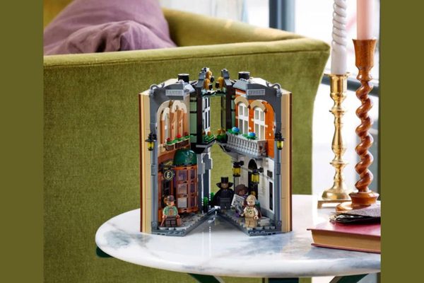 LEGO Dives into the Book Nook Trend with Latest Set for Adults
