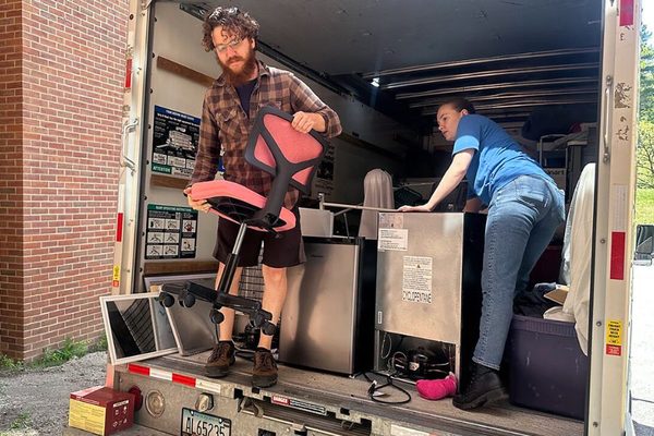 Solving The Mass Discard Problem on College Campuses: Annual college discard