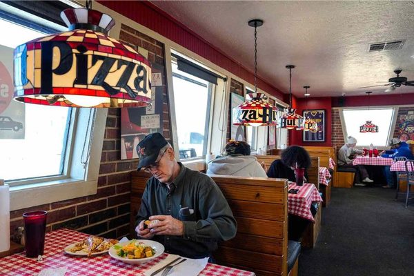 Pizza Hut and the Retro Restaurant Movement