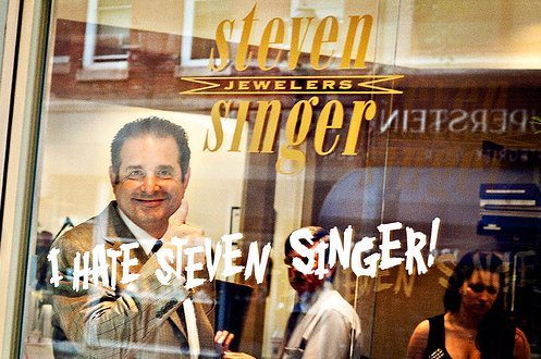 Marketing Secrets From The World's Smallest Jewelry Store