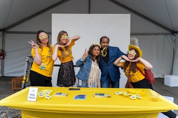 The Non-Obvious team at a 7 Minute Meetup